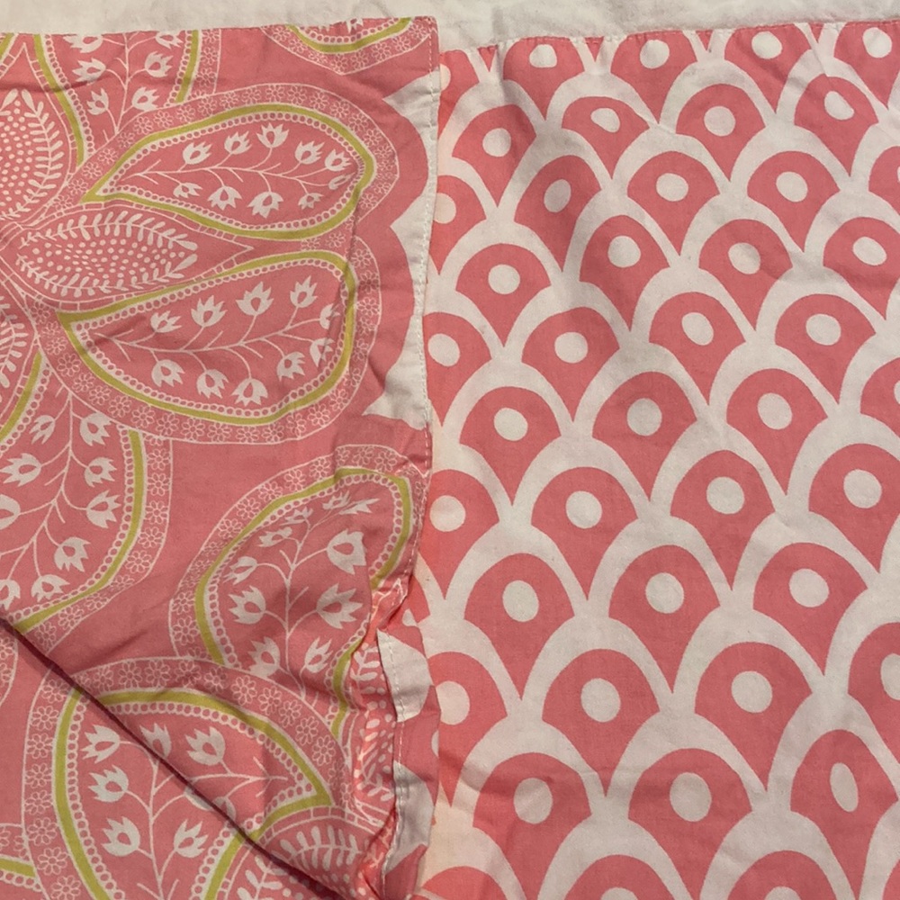 LAND OF NOD (Crate & Kids) *Crib* Bed Skirt Pink Mod Print Reversible